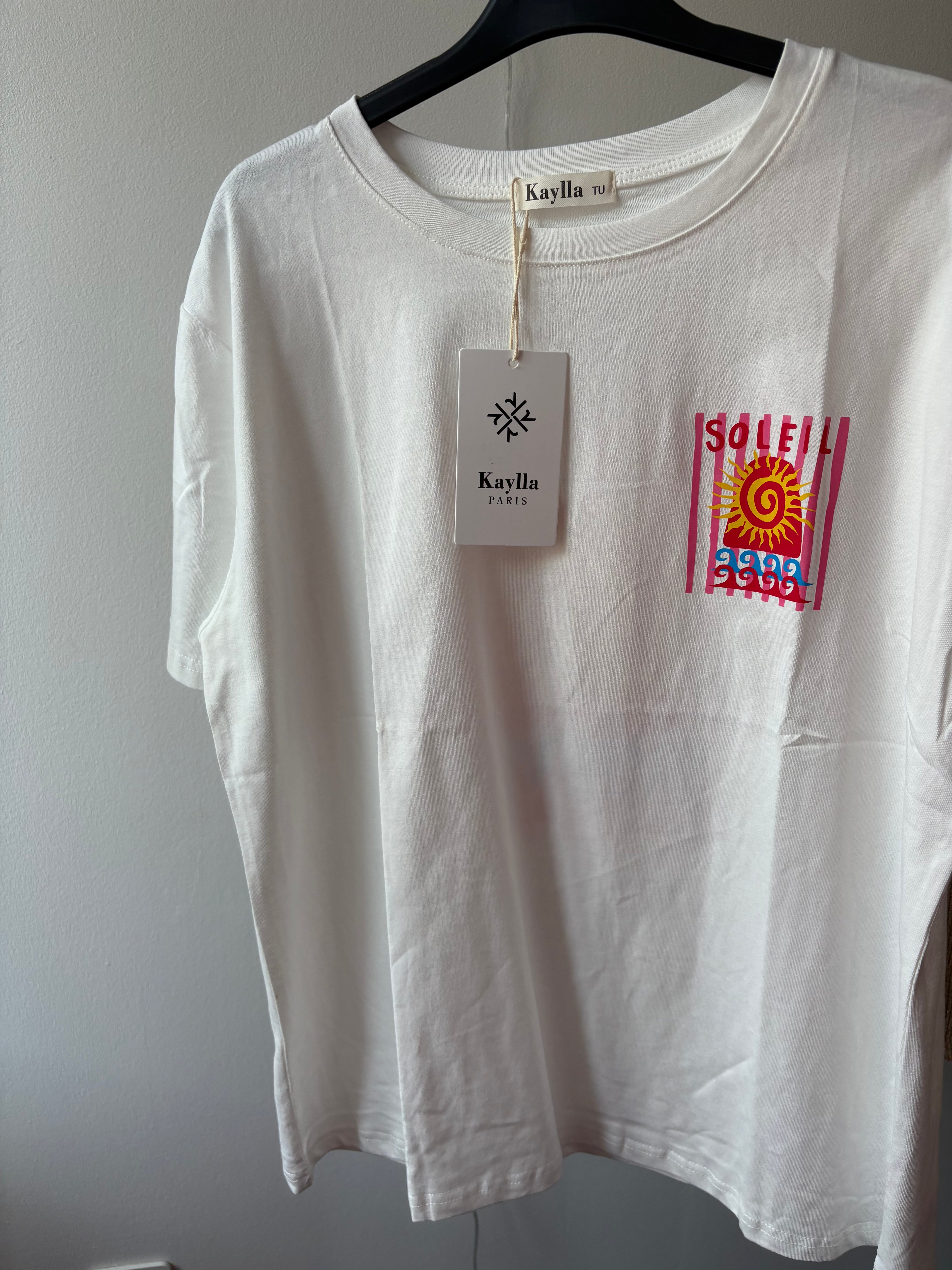 T-shirt “Soleil” – L’esprit de l’été 🌸
